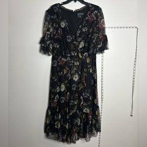 Gabby Skye Black Floral Midi Dress